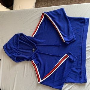 Charlotte Russe- XL crop top sweatshirt
